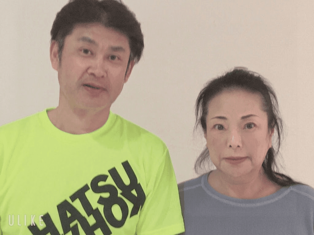 小波津祐一先生と橋本美佐緒の記念写真